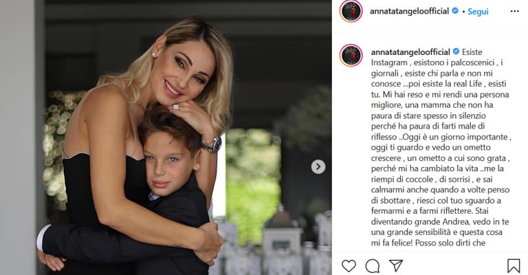 Anna Tatangelo nella foto pubblicata in occasione della comunione del figlio