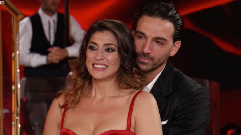 elisa isoardi e raimondo todaro