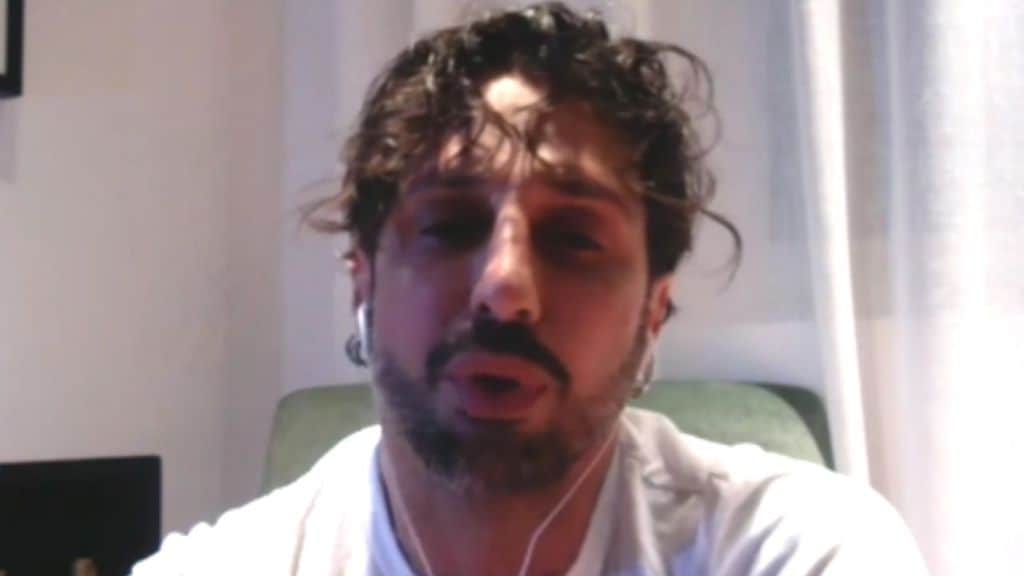 Fabrizio Corona a Live non è la d'urso parla di Carlos