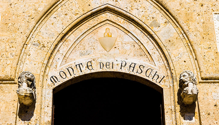 Facciata sede Monte dei Paschi di Siena