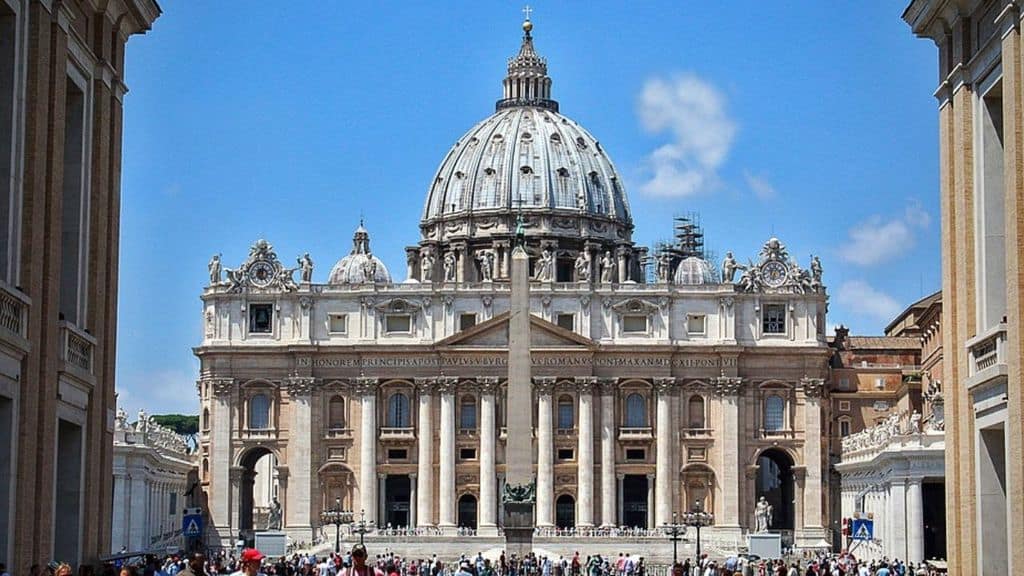 Nuovo caso abusi in Vaticano: ex seminarista del collegio dei chierichetti del Papa denuncia