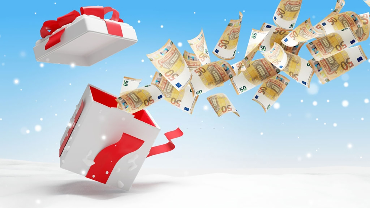 Banconote escono da pacco regalo