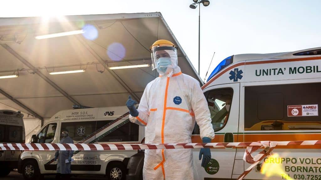 ambulanza e dottore