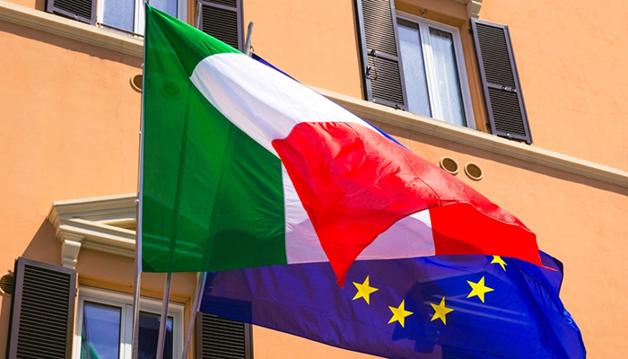 Bandiere Italia e UE