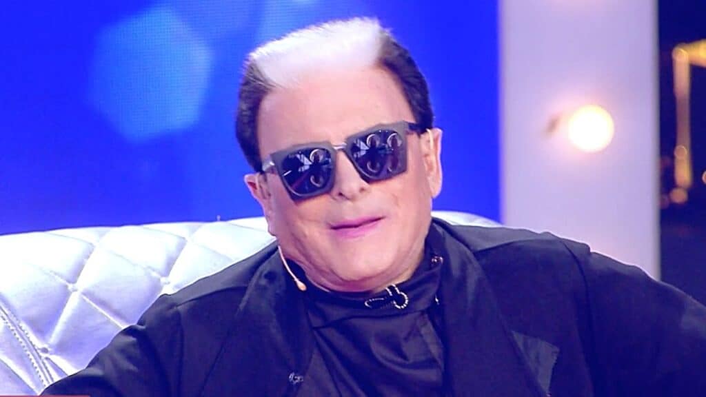 GF Vip, Cristiano Malgioglio lunedì nella Casa: il consiglio a Signorini GF Vip, Cristiano Malgioglio lunedì nella Casa: il consiglio a Signorini