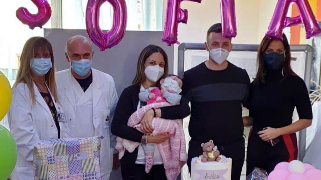 bambina curata al santobono di napoli