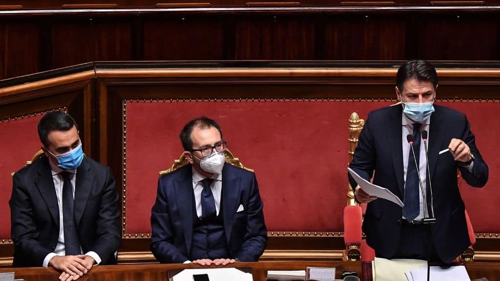 Luigi Di Maio, Alfonso Bonafede e Giuseppe Conte in Senato