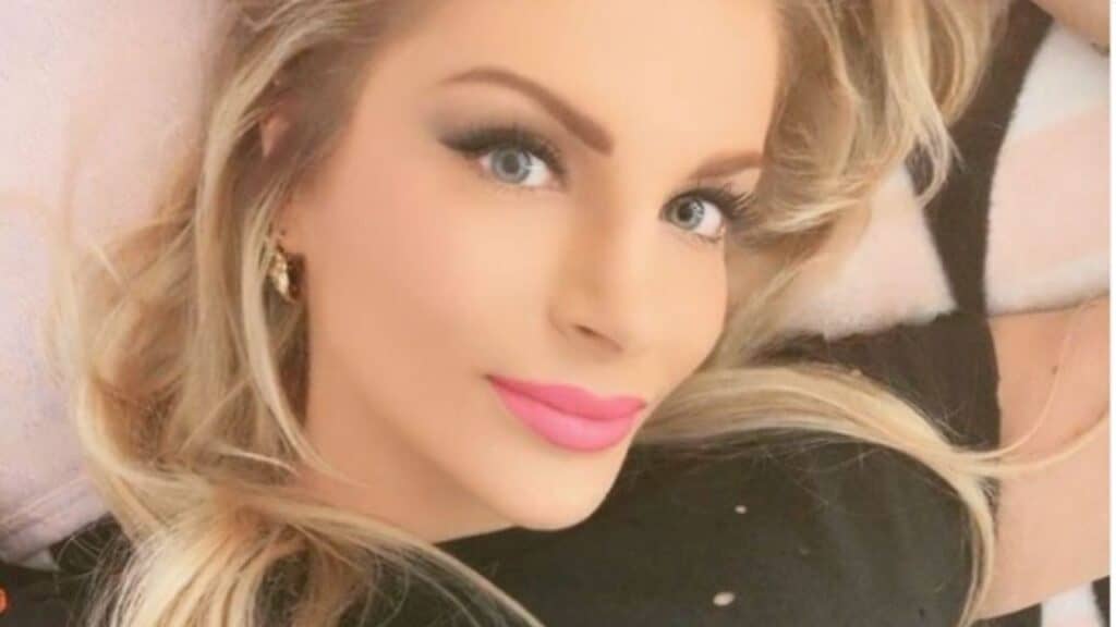 Francesca Cipriani vittima di un abuso sessuale: “Mi stava violentando” Francesca Cipriani vittima di un abuso sessuale: “Mi stava violentando”
