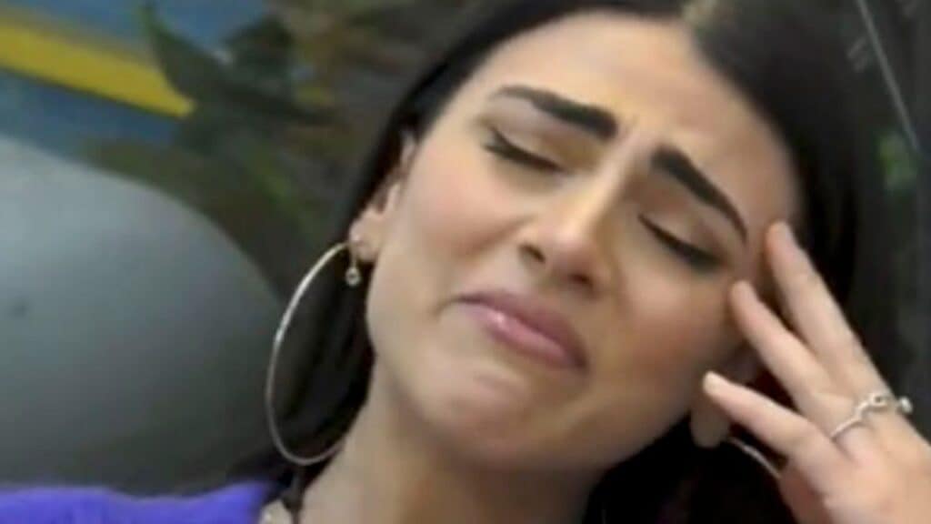 GF Vip, Giulia Salemi confessa: “Fuori la mia vita è vuota” GF Vip, Giulia Salemi confessa: “Fuori la mia vita è vuota”