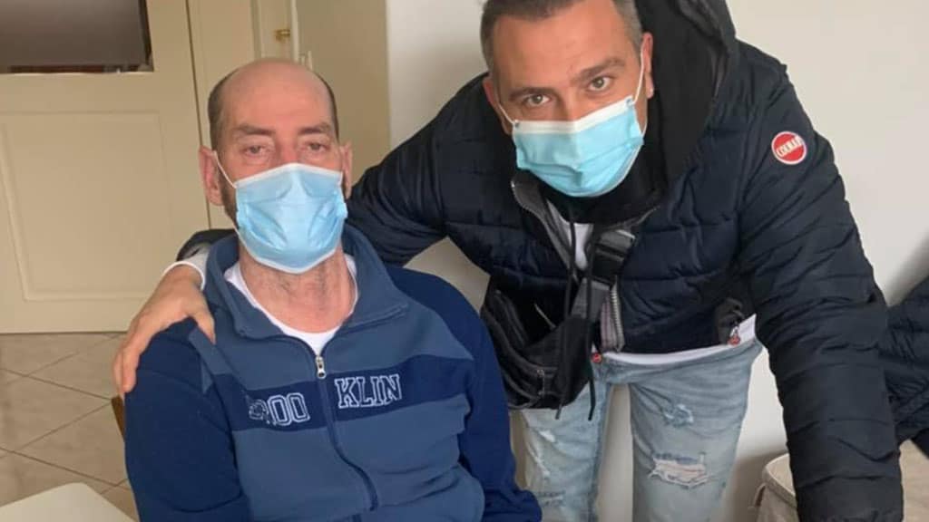 Giovanni, il disabile multato, e il titolare del locale