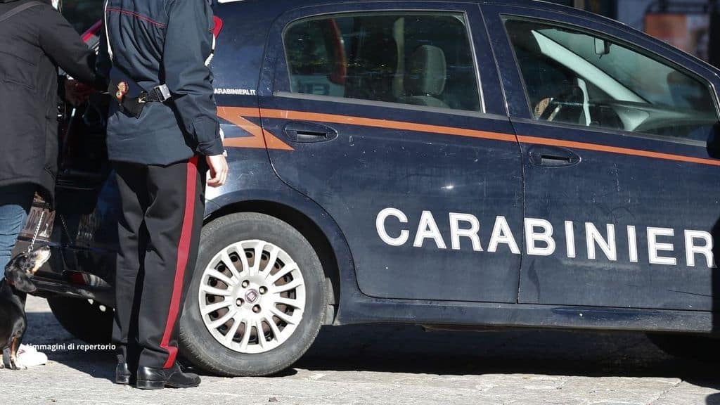 volante dei carabinieri