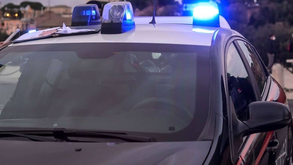 auto dei carabinieri