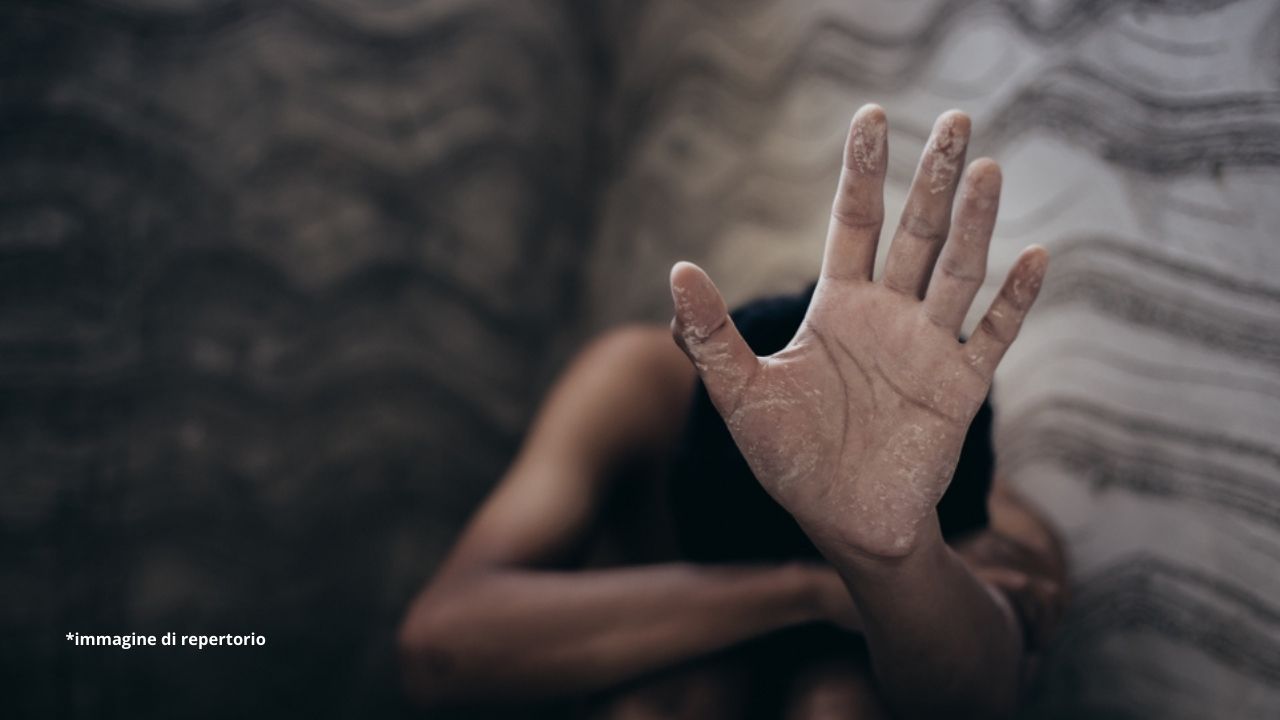 donna vittima di violenza