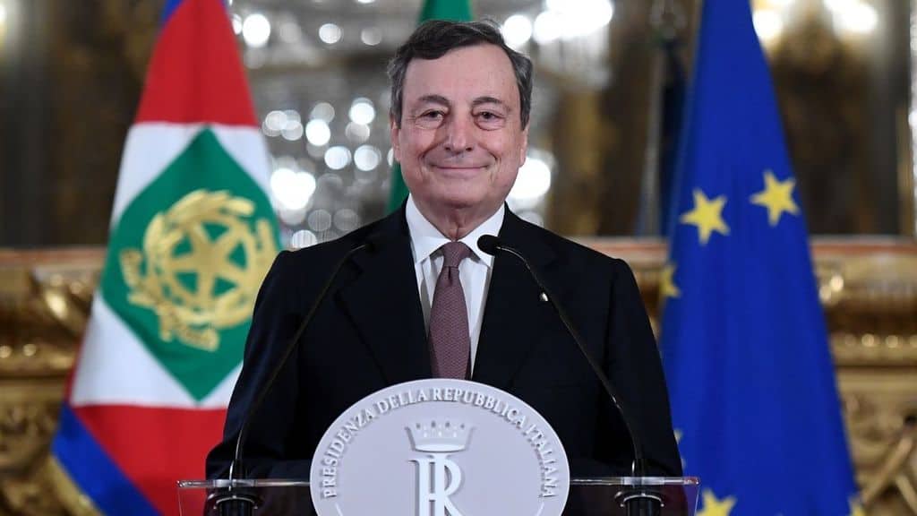 mario draghi presenta la lista dei ministri al quirinale