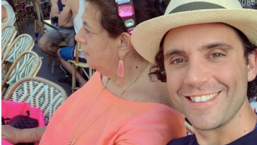 Mika insieme a mamma Joannie