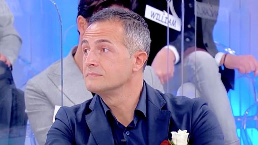 riccardo sceglie roberta a uomini e donne