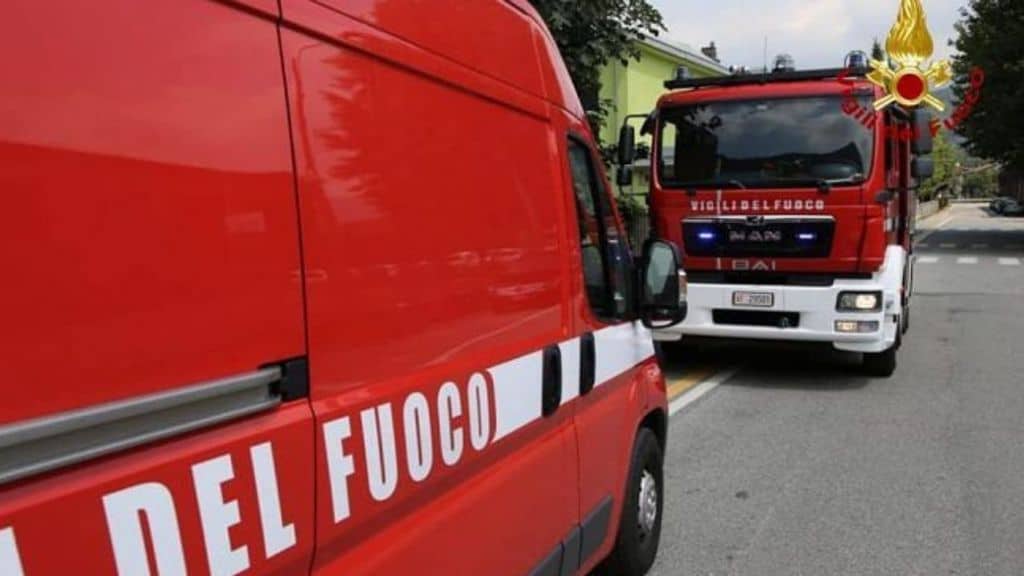 vigili del fuoco camionette