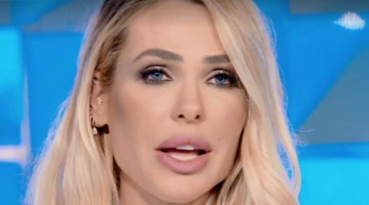 Ilary Blasi a Verissimo