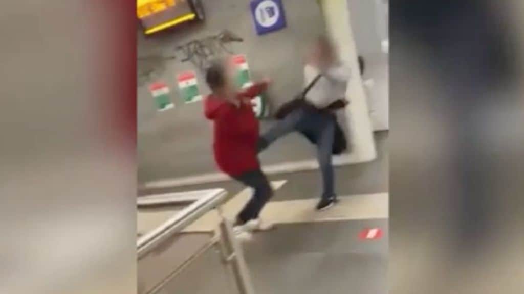 aggressione omofoba nella metro di roma