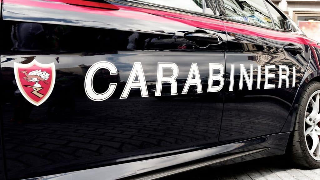 volante dei carabinieri