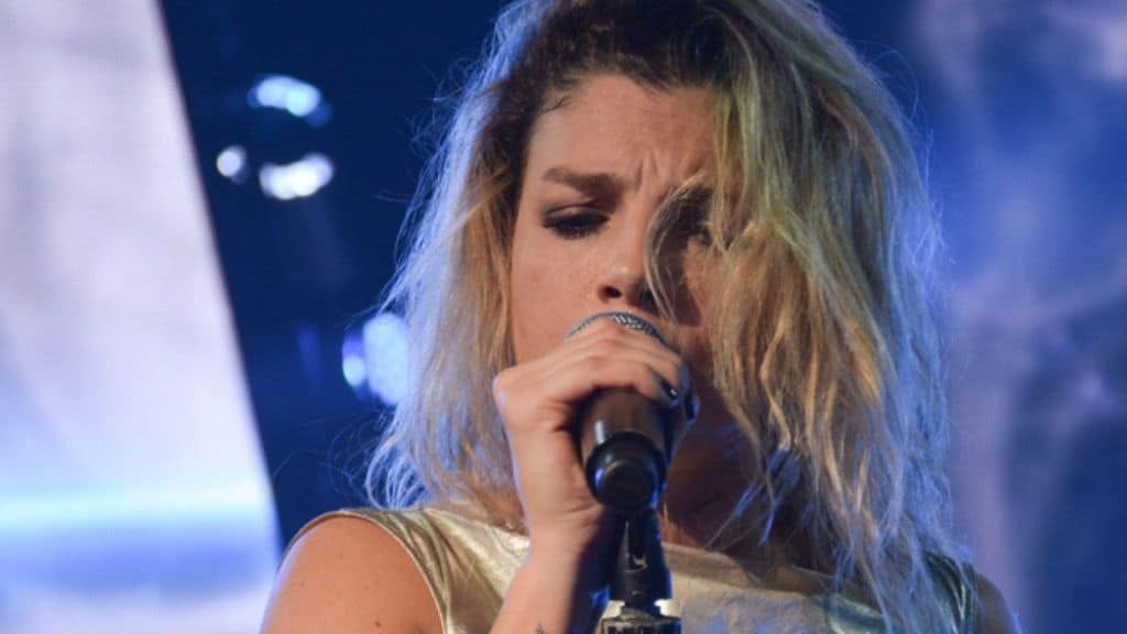 Emma Marrone, chi è la cantante partita da Amici e arrivata sul palco del Festival: la vita privata, il presunto fidanzato e la battaglia contro il tumore