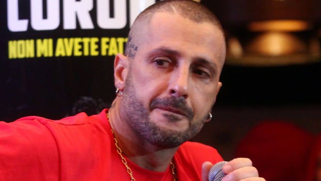 fabrizio corona carcere sta male