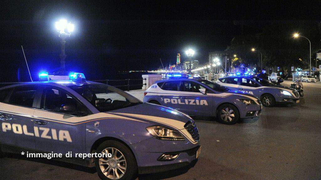 macchine polizia festa abusiva caserta