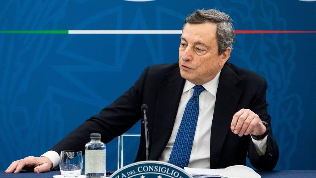 Incontro Governo-Regioni su vaccini e riaperture, Mario Draghi: "Occorre ridare speranza"