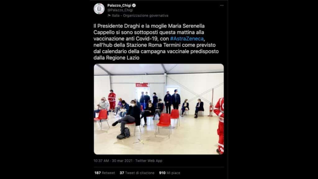 Draghi e moglie a Roma Termini per il vaccino AstraZeneca: le foto di Palazzo Chigi