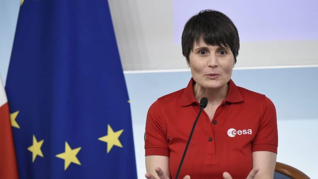 Samantha Cristoforetti torna nello spazio nella primavera del 2022: nuova missione per AstroSamantha Samantha Cristoforetti torna nello spazio nella primavera del 2022: nuova missione per AstroSamantha
