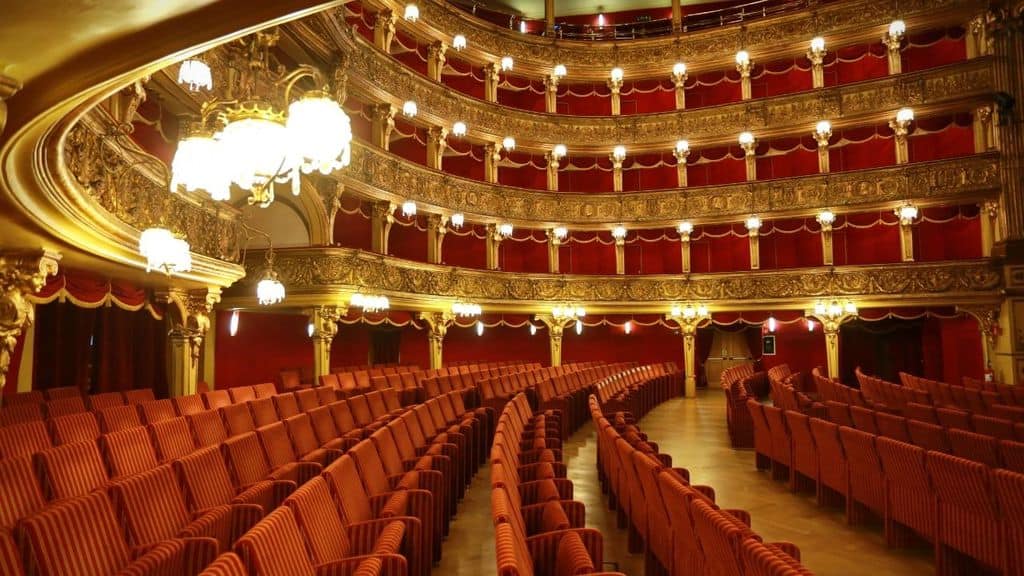 Giornata mondiale del Teatro, Filippo Fonsatti racconta la realtà dei teatri chiusi e il loro futuro