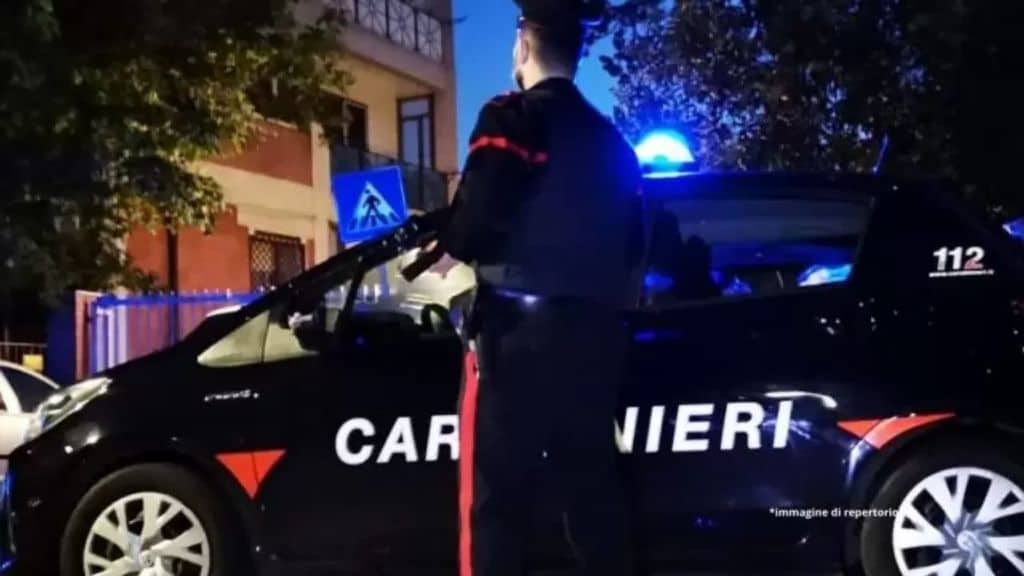 uccide la madre, il cane e si suicida in provincia di cuneo