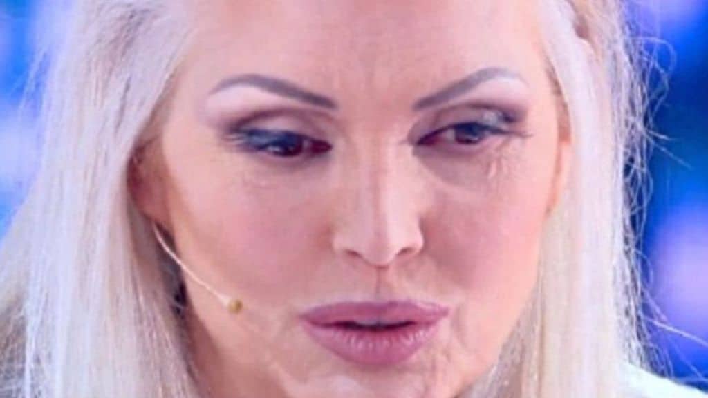 Anna Oxa contro la Rai, dalle polemiche a Sanremo alla decisione di denunciare: "Si dicevano solo cose per ferire"