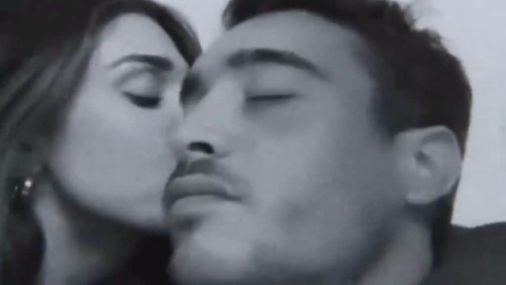Belén Rodriguez e Antonino Spinalbese sposi in gran segreto: le voci sul matrimonio "flash" prima della nascita di Luna Marie