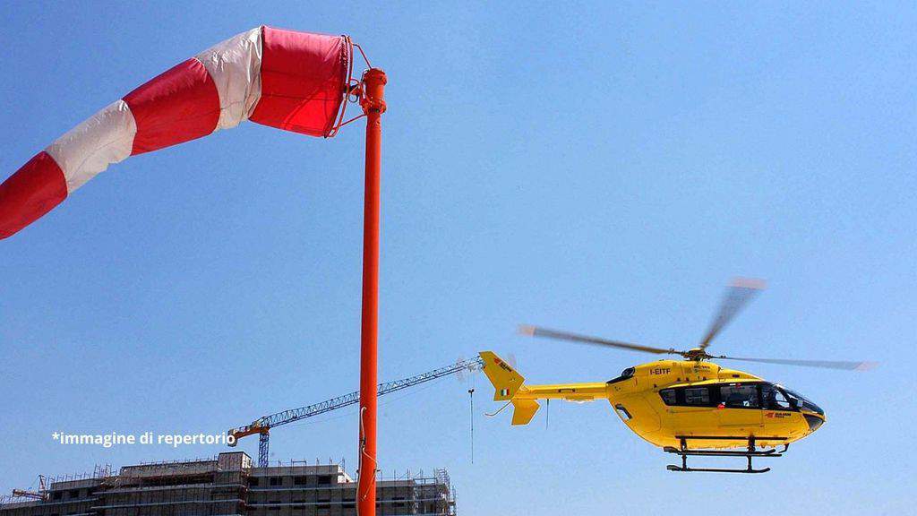 Tragedia in Alto Adige, bimbo di 14 mesi precipita dal balcone: gravissimo, è deceduto in ospedale