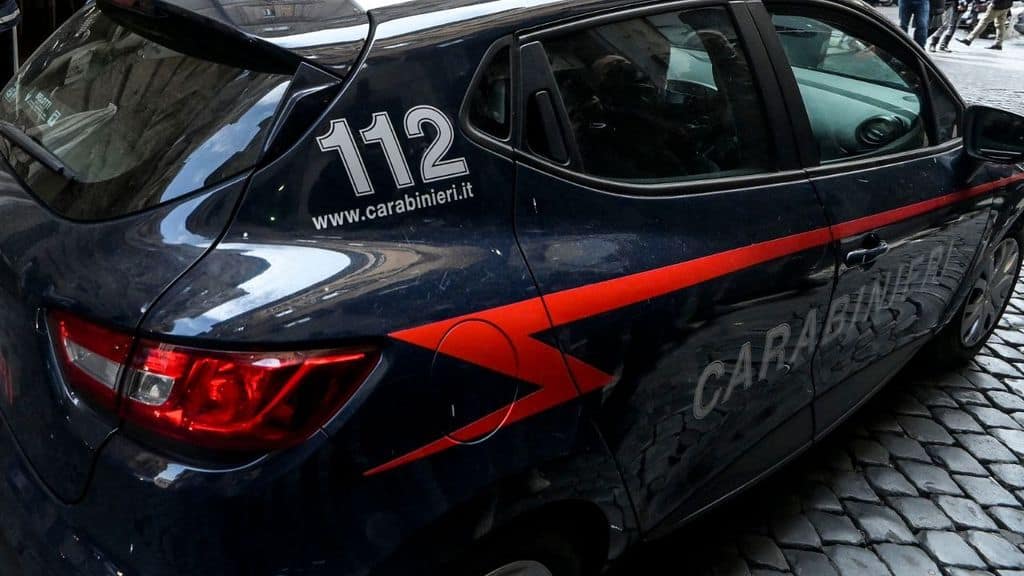 auto dei carabinieri