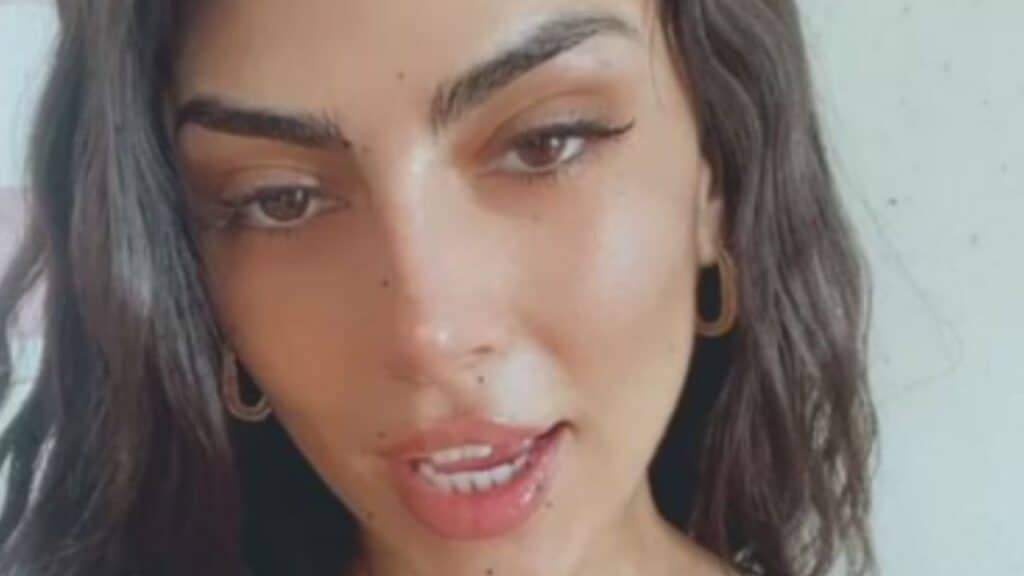 Giulia Salemi si confida, tre anni fa nessuno la voleva in televisione: “Mi dissero che ero fuori luogo” Giulia Salemi si confida, tre anni fa nessuno la voleva in televisione: “Mi dissero che ero fuori luogo”