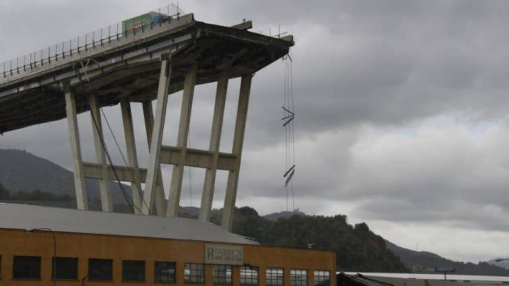 Ponte Morandi, il controllore dei rischi del ponte in un'intercettazione: