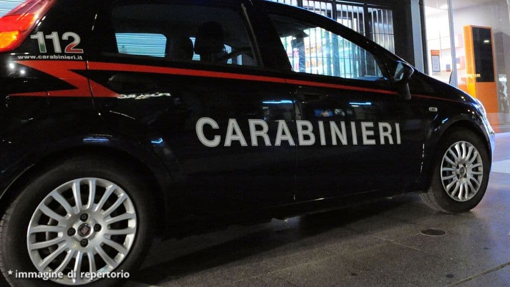 auto dei carabinieri