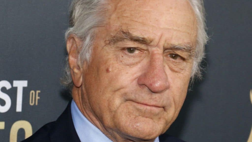 Robert De Niro sull'orlo della bancarotta: colpa delle spese folli dell’ex moglie (e della pandemia)