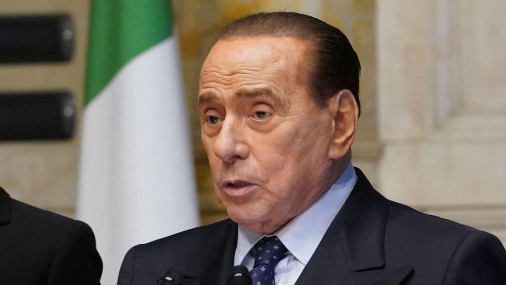 Berlusconi ricoverato all'ospedale San Raffaele