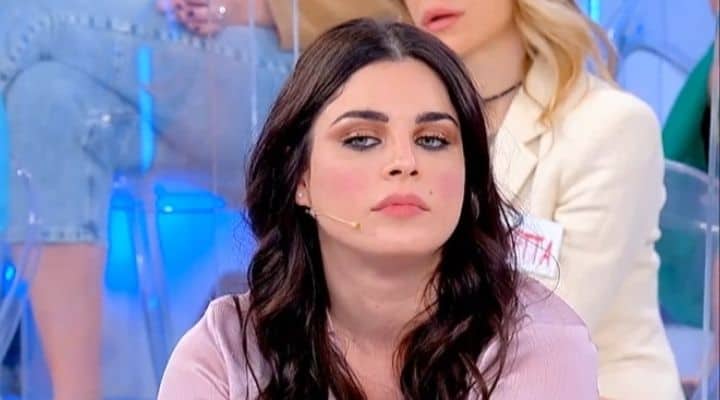 uomini e donne 26 aprile