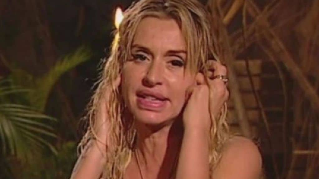 Supervivientes, Valeria Marini e il flirt con Gianmarco Onestici: è subito gossip "italiano" al reality spagnolo