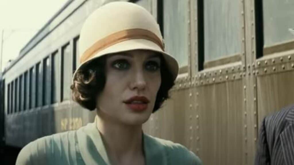 Changeling: il film con Angelina Jolie tratto da una storia vera che va in onda sabato 15 maggio su Rete 4. Trama e cast Changeling: il film con Angelina Jolie tratto da una storia vera che va in onda sabato 15 maggio su Rete 4. Trama e cast