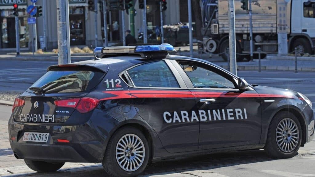 volante dei carabinieri