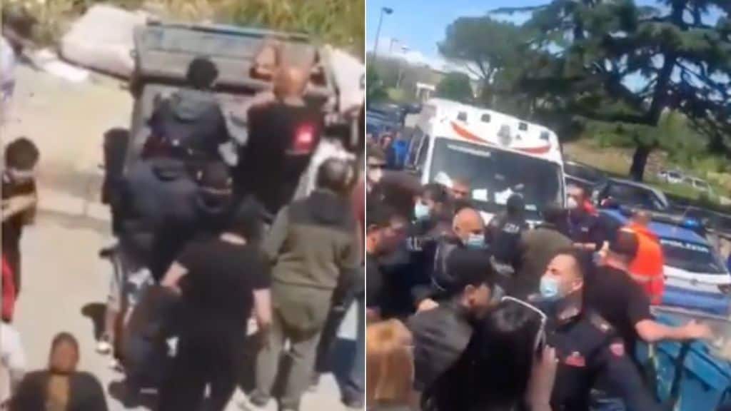 folla lincia un uomo a scampia