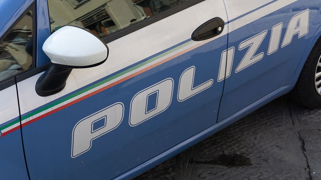 violenza sessuale a Catania: condannati tre ragazzi