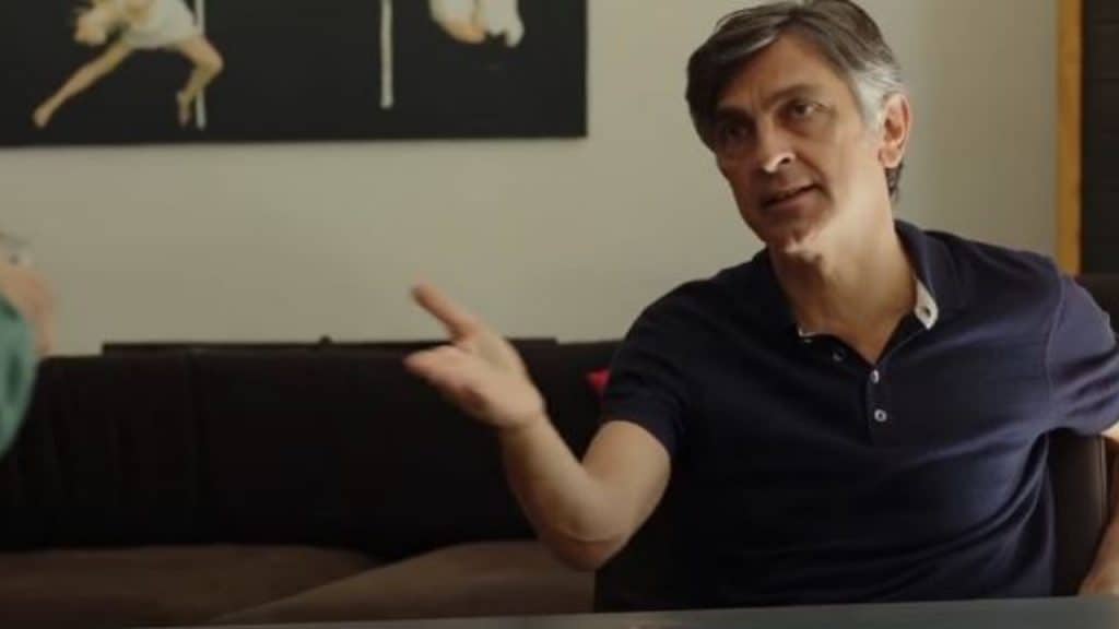 Se mi lasci non vale: la trama ed il cast del film con Vincenzo Salemme in onda su Rete4 martedì 22 giugno Se mi lasci non vale: la trama ed il cast del film con Vincenzo Salemme in onda su Rete4 martedì 22 giugno