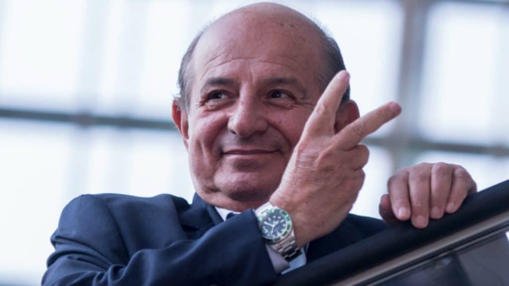 Una parola di troppo con Giancarlo Magalli: su Rai2 la nuova avventura televisiva di Magalli Una parola di troppo con Giancarlo Magalli: su Rai2 la nuova avventura televisiva di Magalli