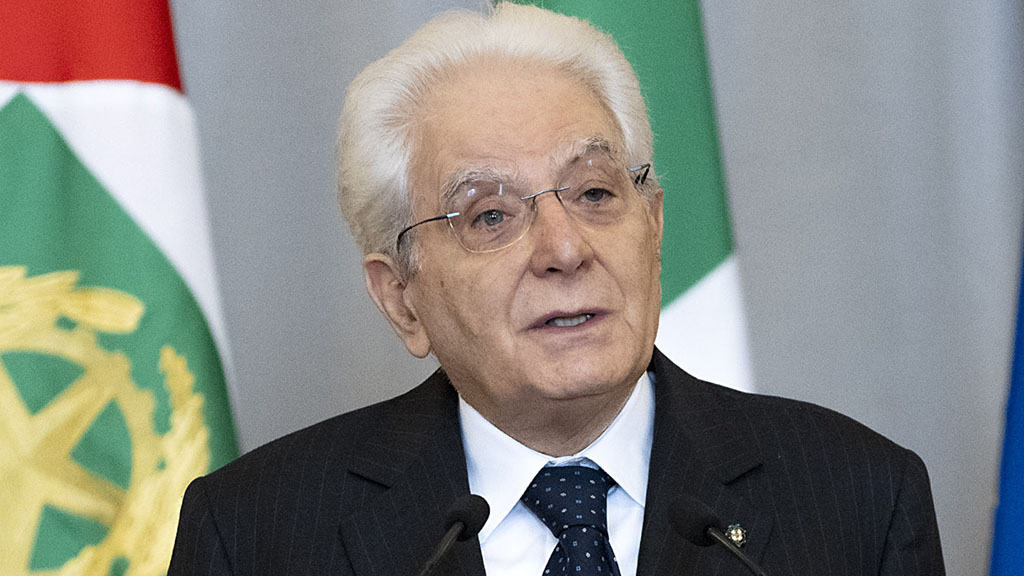 Sergio Mattarella firma dl sostegni bis